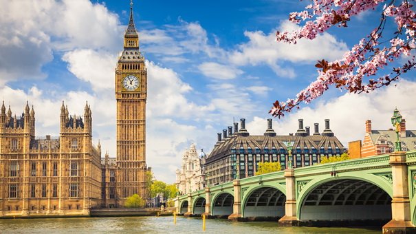 7 Exciting Cities for a 24