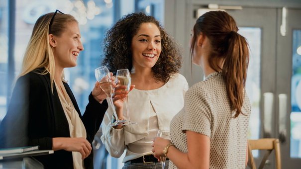 7 Affordable Ways for Adults to Make New Friends