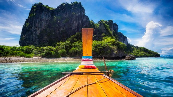 5 Iconic Film Locations Abroad for Every Budget