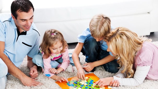 Holiday Gifts: 6 Engaging Games for Money and Finance Education