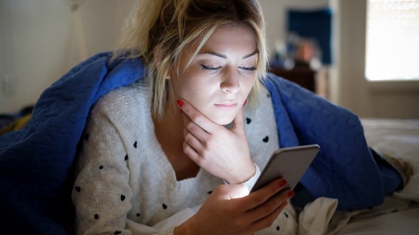 8 Signs You Need a Break from Social Media