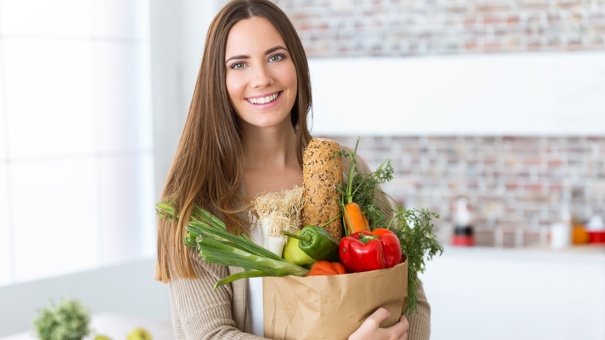 Essential Money Tips for a Minimalist Kitchen Stock